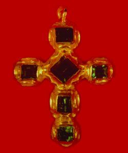 Gio CrosX