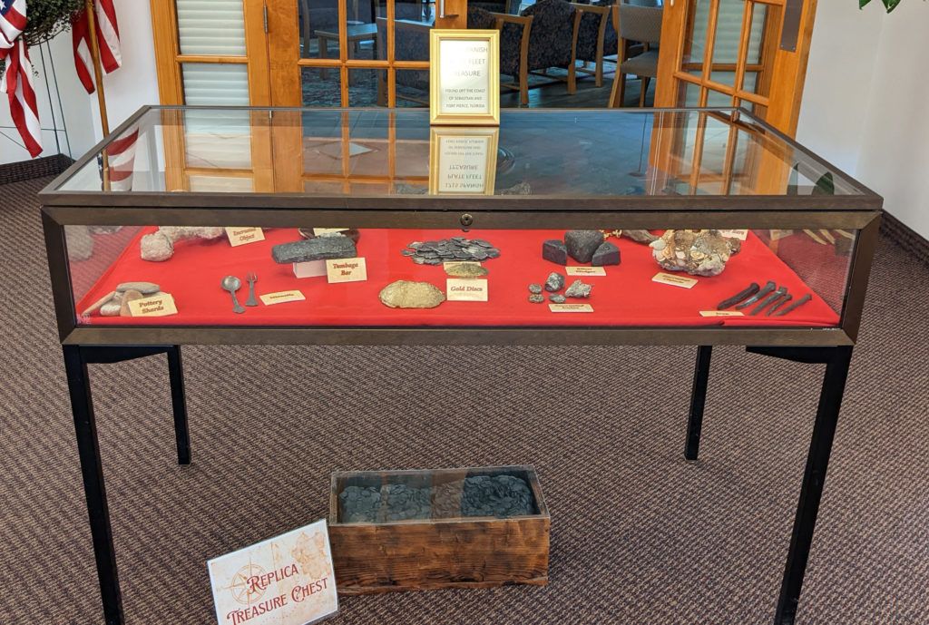 1715 Fleet Display Case 1 PT Library