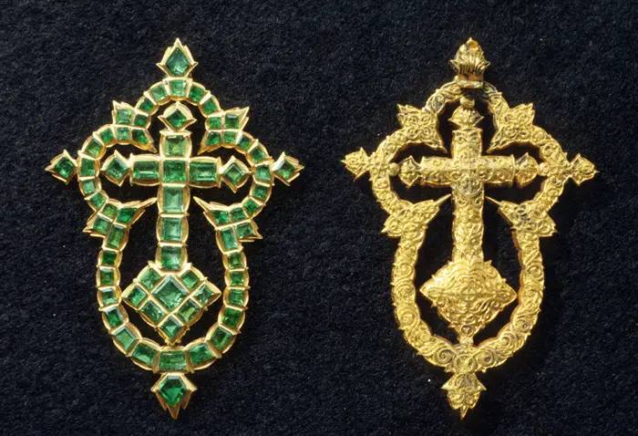 Caption 11- Another view of the Maravillas Cross, showing the exceptional gold filigree work on the reverse. -Maravillas 1656