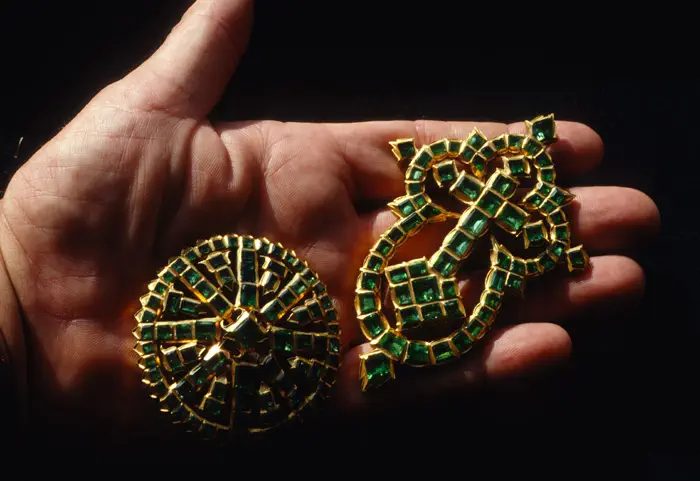 Caption 12- The Maravillas cross with a magnificent gold and Emerald Brooch from the same wreck. -Maravillas 1656