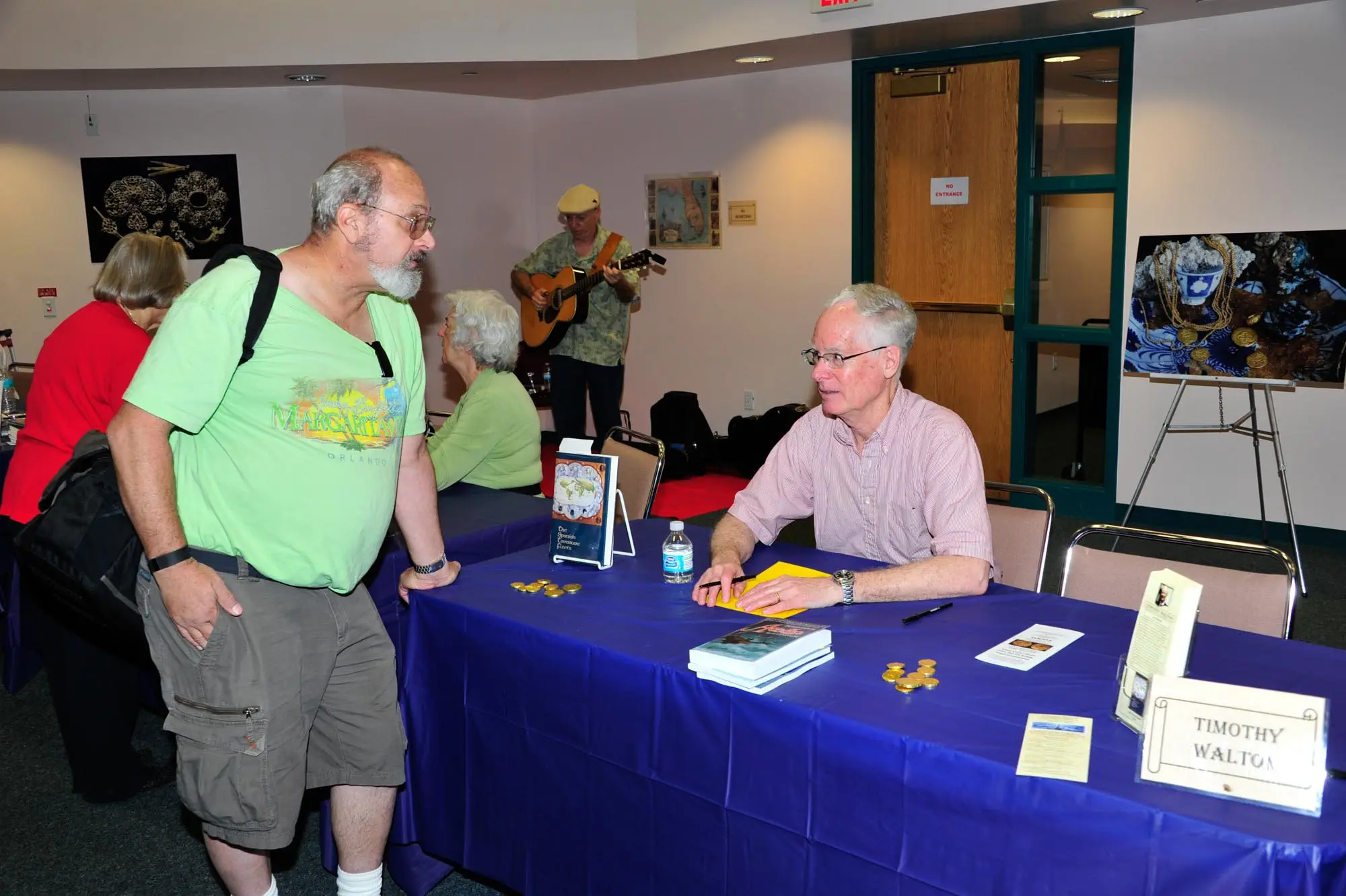 Alan Sadwin of New York visits with Dr Timothy Walton, author of The Spanish Treasure Fleets