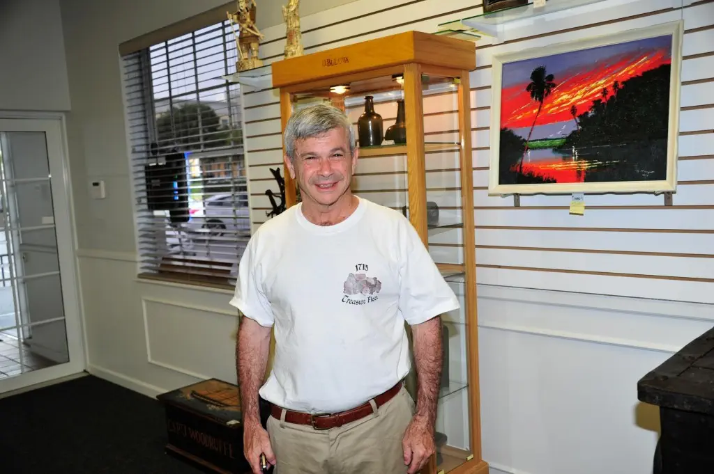 Rick Beleson of San Francisco stops for a picture at the Meet and Greet